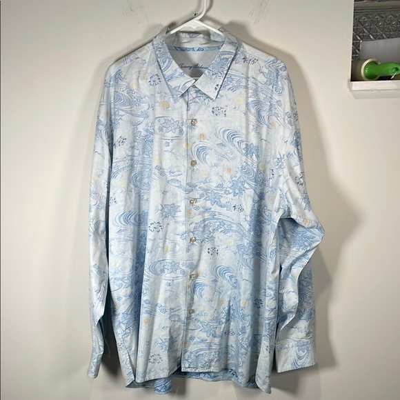 Tommy Bahama Light Blue Casual Button Down Shirt - Picture 1 of 9